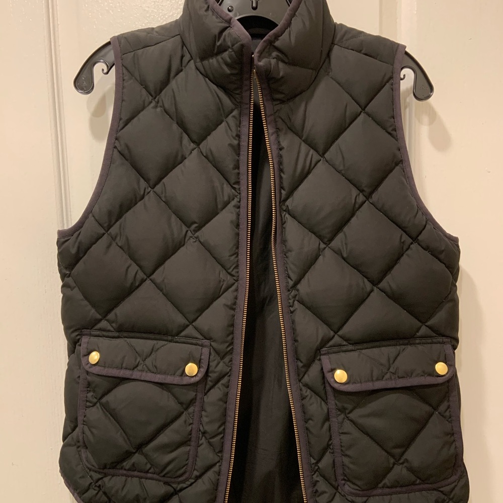 J. Crew Women’s Black Puffer Vest